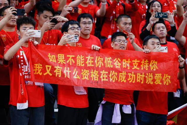 马斯克与图灵奖得主争论Roadster飞行能力